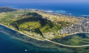 Huyền Thoại Núi Lửa Yên Tử Quảng Nam Và Hành Trình Khám Phá Đầy Kỳ Bí