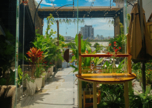 Quán Cà Phê View Sông Hàn – Điểm Hẹn Tuyệt Đẹp Cho Những Tâm Hồn Yêu Sự Lãng Mạn