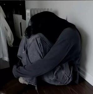 213+ Ảnh Che Mặt Bí Ẩn Cá Tính Đầy Thu Hút