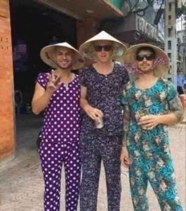 206+ Người Nhà Quê Meme Khiến Bạn Cười Ngất