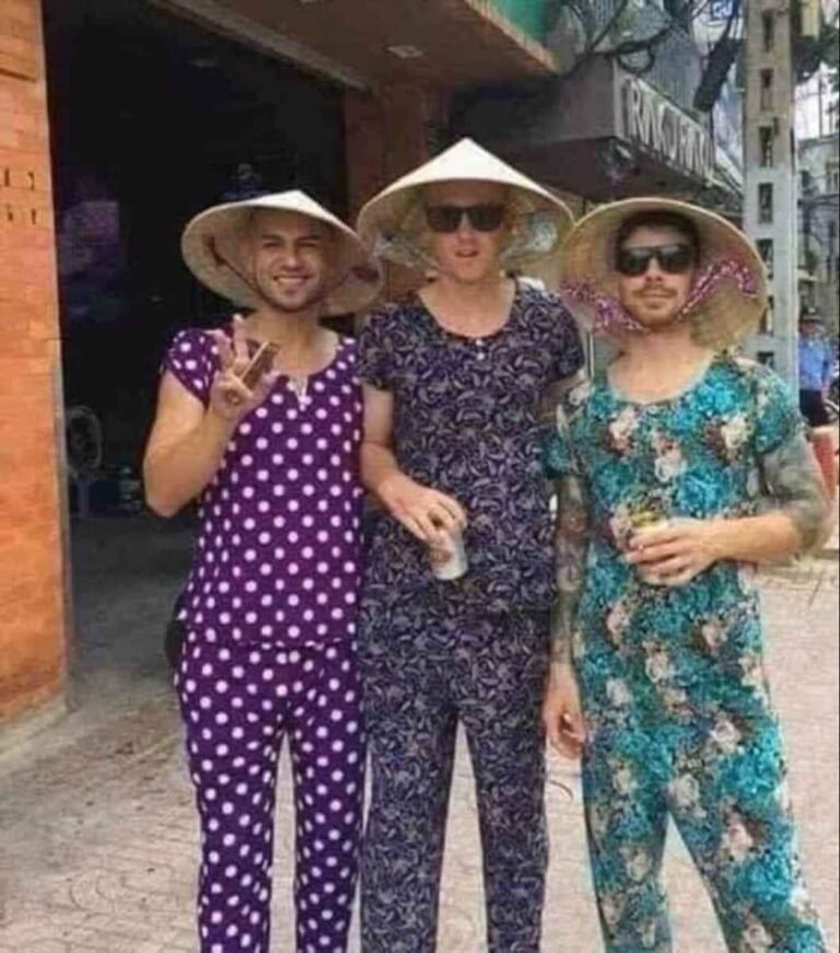 206+ Người Nhà Quê Meme Khiến Bạn Cười Ngất